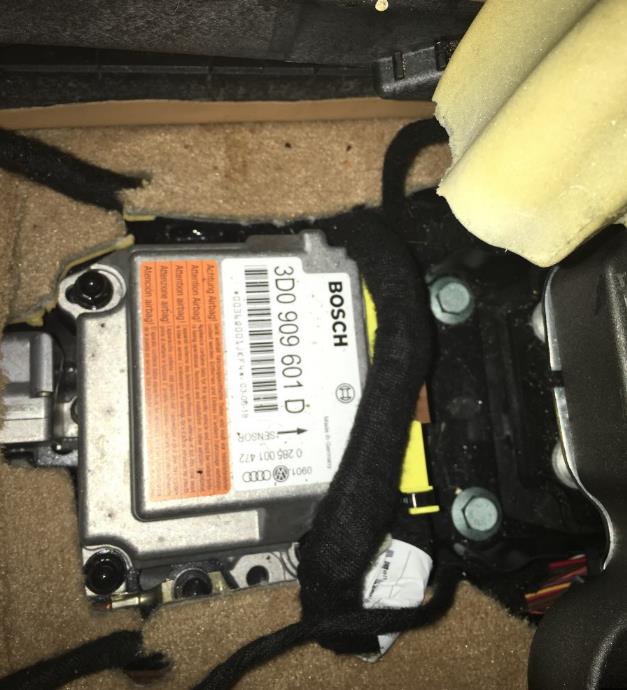 airbag fault in 2004 cayenne turbo 9PA, 9PA1 (Cayenne, Cayenne S