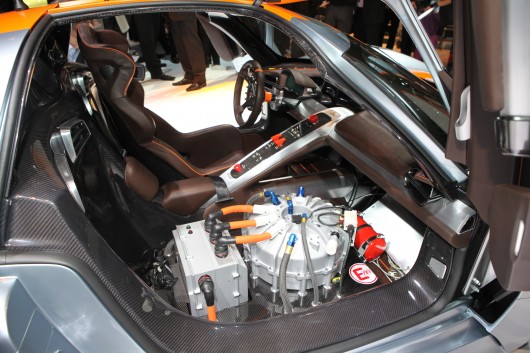 porsche-hybrid-918-spyder-super-sports-4