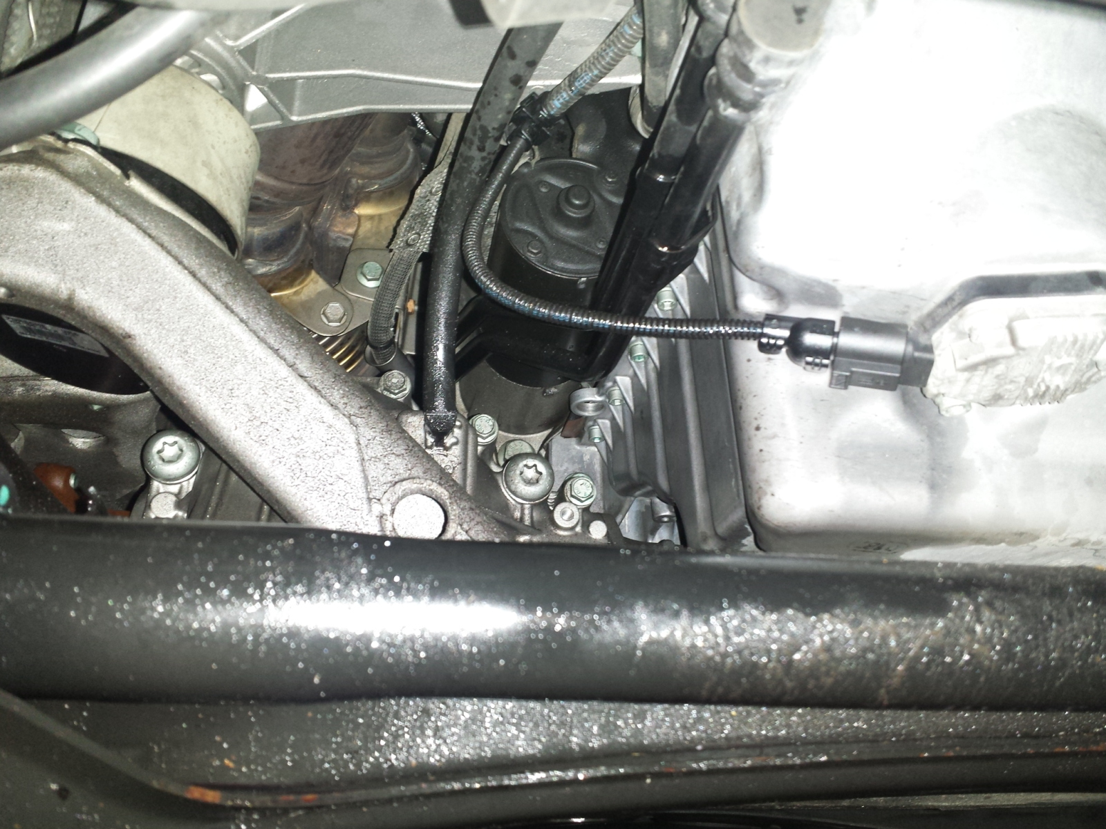 Help! Leaking fluid 9PA, 9PA1 (Cayenne, Cayenne S, Cayenne Turbo